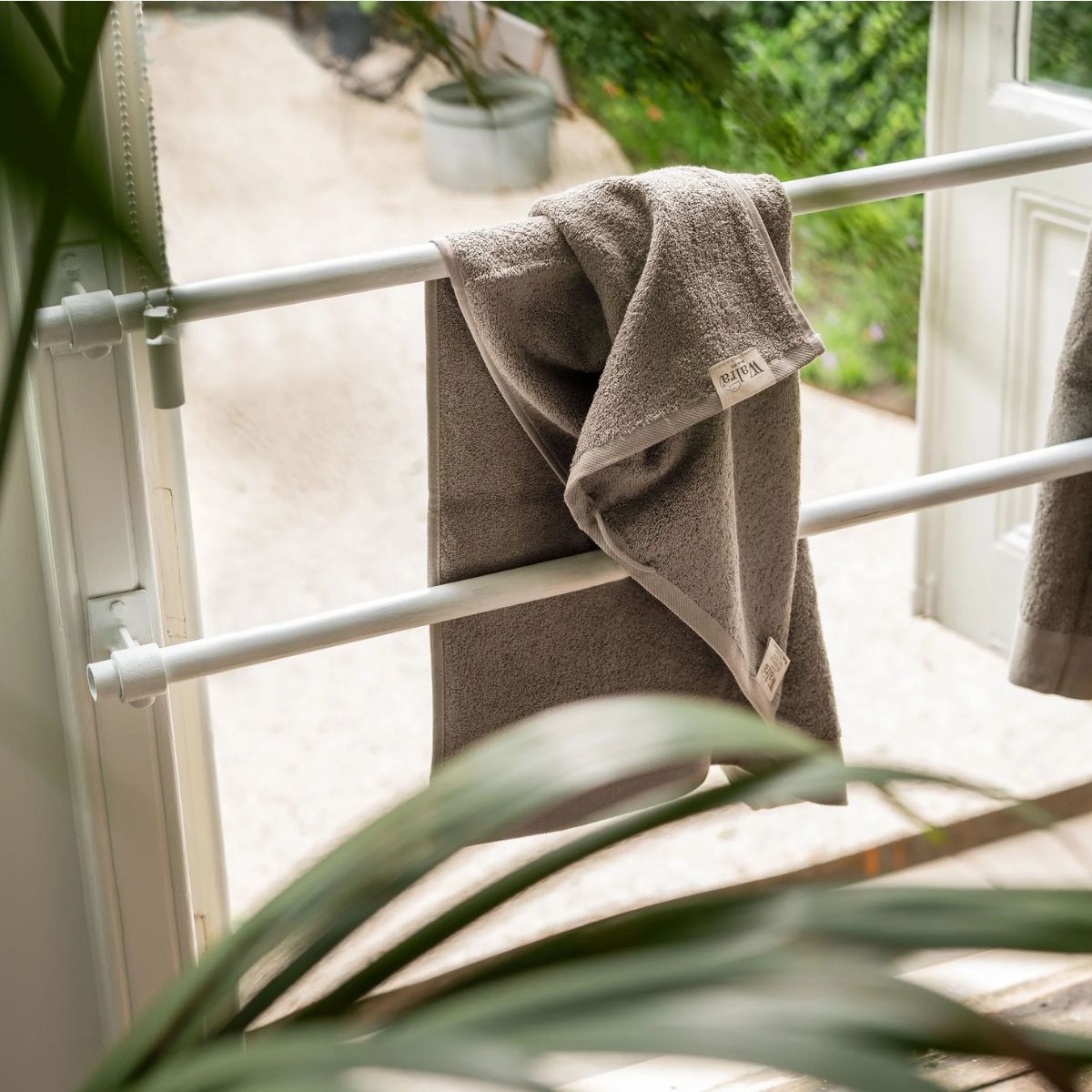 Walra Remade Cotton Handdoek 70 x 140 cm 550 gram Taupe