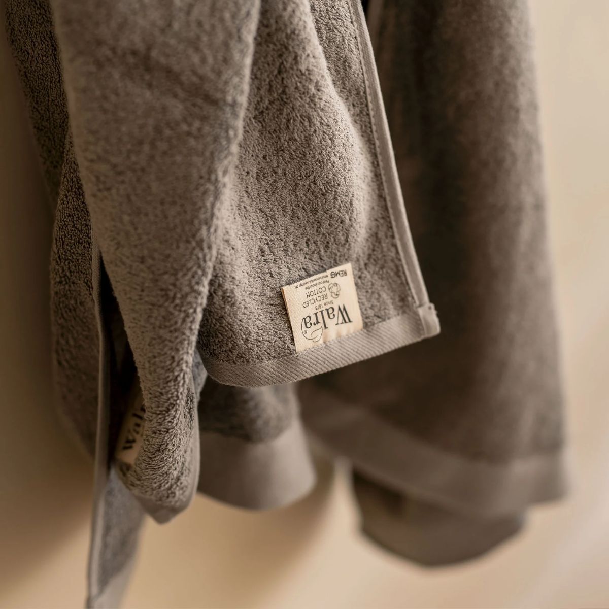 Walra Remade Cotton Handdoeken 70 x 140 cm - 550 gr/m² - Taupe - 5 stuks