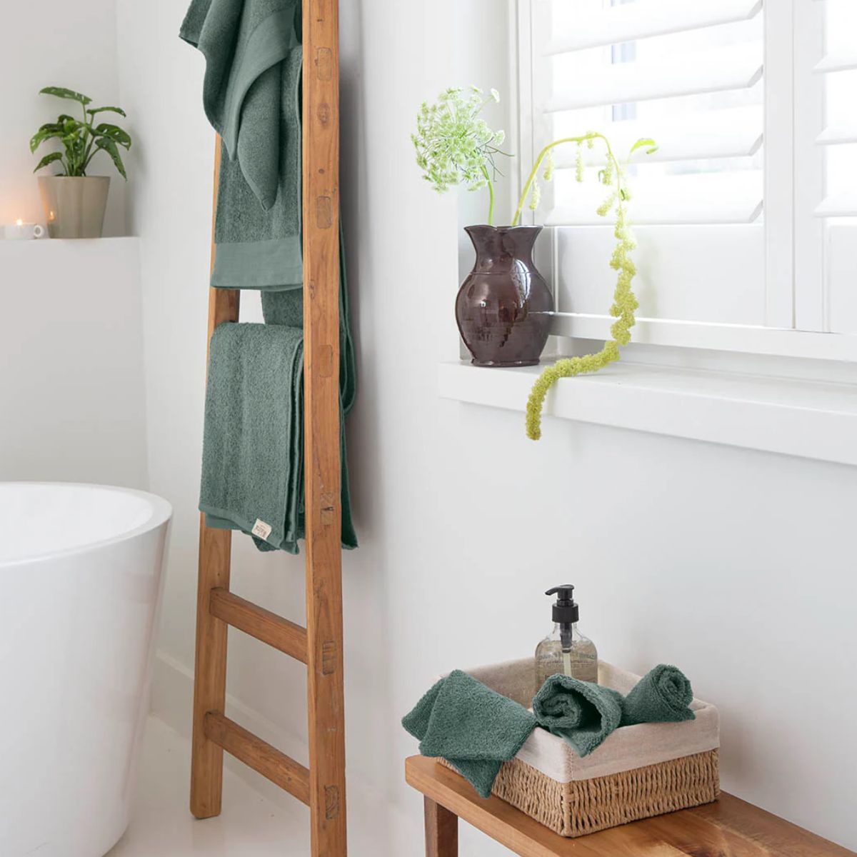Walra Soft Cotton Handdoeken 60 x 110 cm - 550 gr/m² - Legergroen - 5 stuks