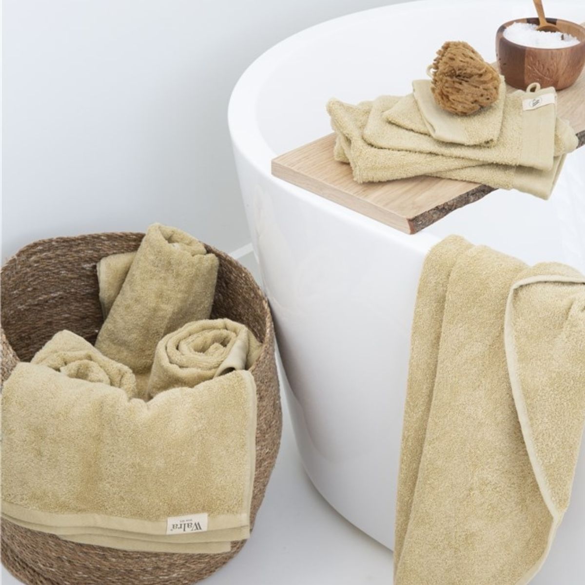 Walra Soft Cotton Handdoek 60 x 110 cm 550 gram Maisgeel - 6 stuks