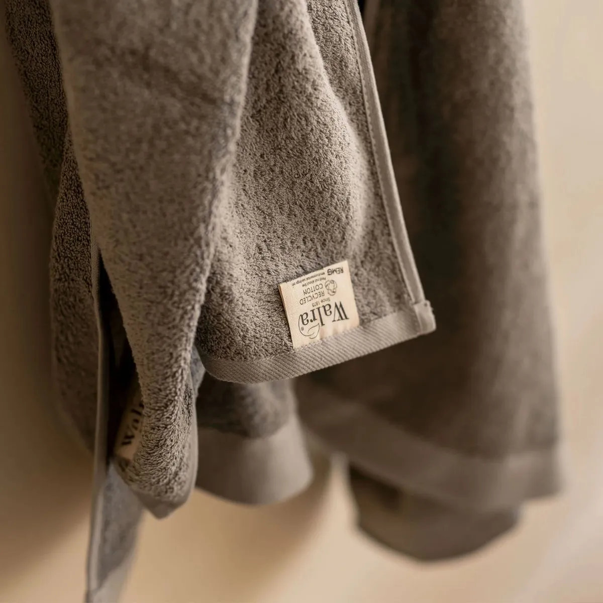 Walra Remade Cotton Handdoeken 50 x 100 cm - 550 gr/m² - Taupe - 5 stuks