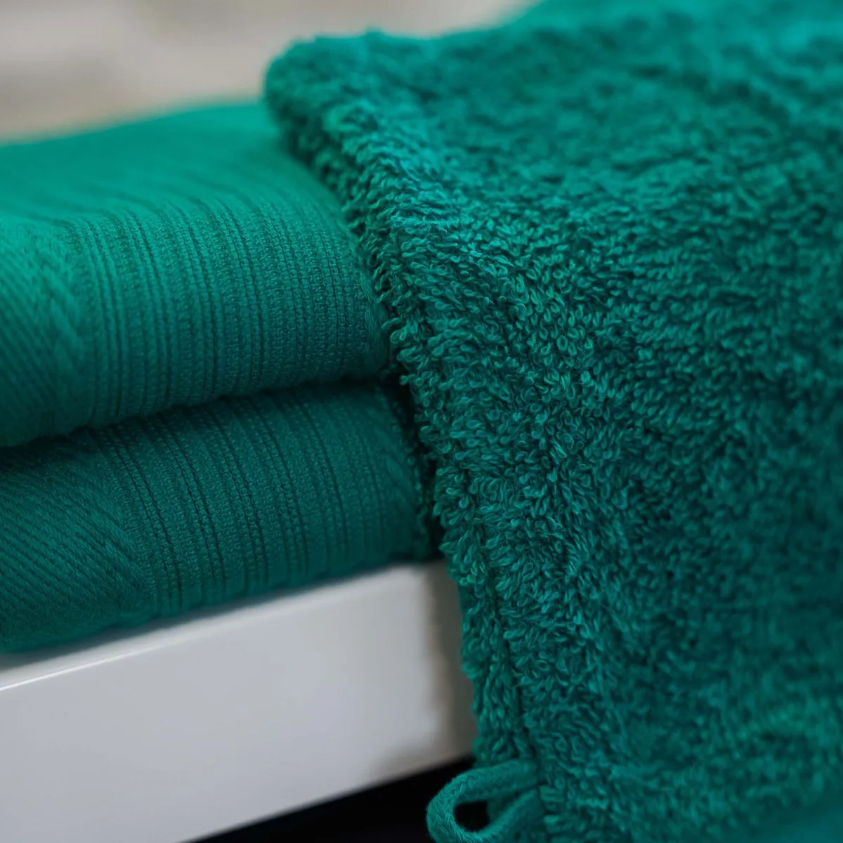 The One Washandje 500 gram 15x21 cm Emerald Green
