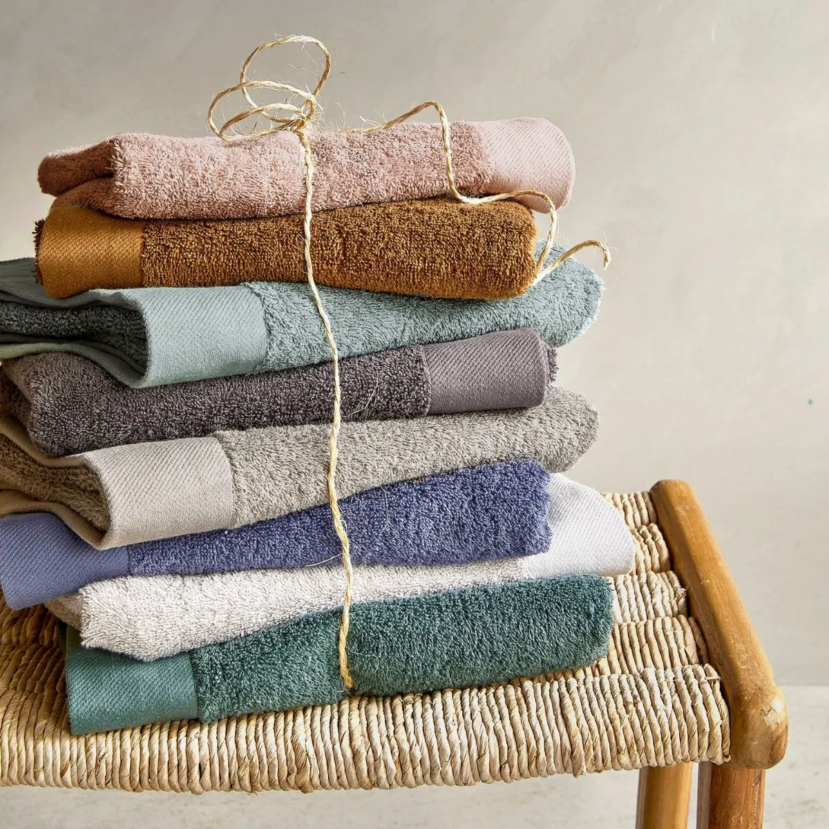Walra Remade Cotton Handdoeken 70 x 140 cm - 550 gr/m  - Beige - 10 stuks