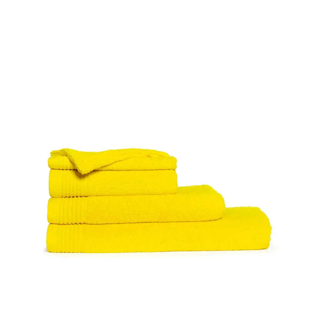 The One Badhanddoek 450 gram 70x140 Geel (5 stuks)
