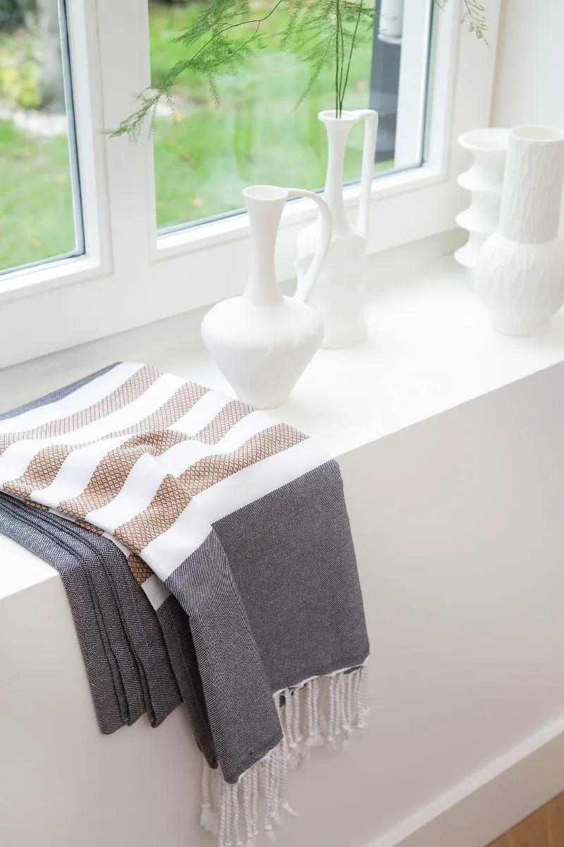 Walra Fouta Sunshade Happiness Off Black